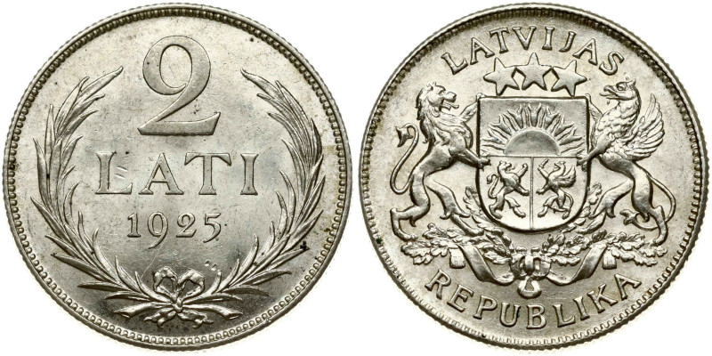 Latvia. 2 lati 1925. Silver .835, 10.00 g. KM-8.

XF+/UNC-

Estimate: EUR 20...