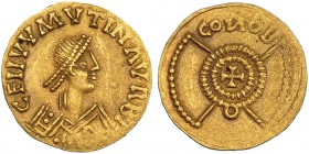 Tremissis. A/ Busto del monarca a der.; CEIIVVMVTINA VRBI. R/ Cruz rodedada de corona de laurel, en la parte superior, CONOB. AU 1,27 g. Se conocen pi...