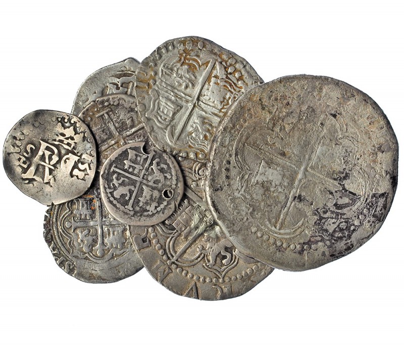 8 monedas de plata: 8 reales, Potosí, B; 4 reales, Sevilla, D cuadrada; 2 reales...