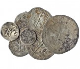 8 monedas de plata: 8 reales, Potosí, B; 4 reales, Sevilla, D cuadrada; 2 reales, Potosí; real, México, O-M; real Toledo, C; 1/ 2 real, Lima, D-* (con...
