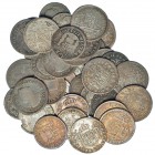 Colección de 39 monedas de 1/2 real diferentes. Lima (7), Madrid (12), Potosí (4) y Sevilla (3). Dos de ellas con agujero y soldadura. DE BC- a MBC.