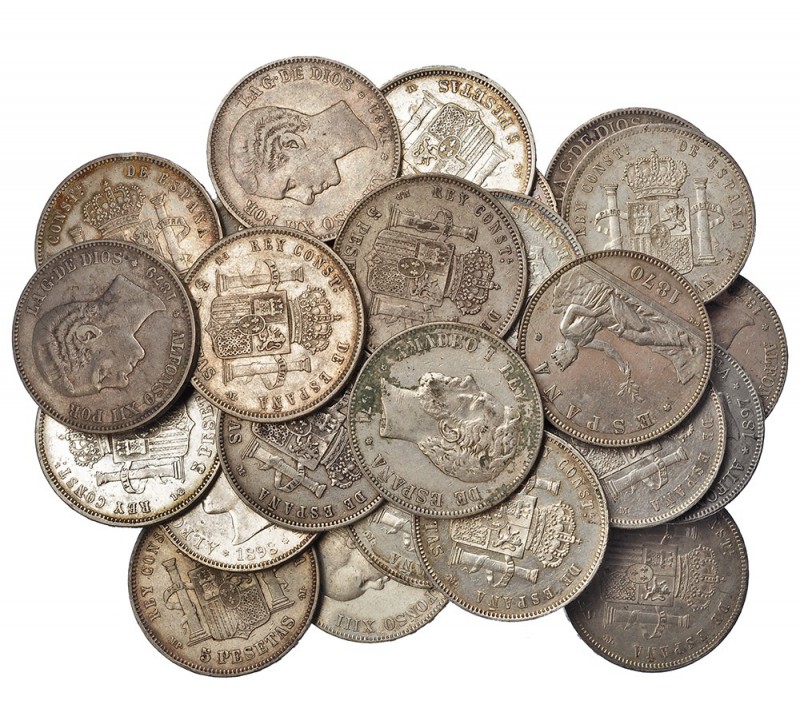 Colección de 30 monedas de 5 pesetas diferentes. 1870-1899. Incluye 2 monedas de...