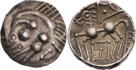 GALLIEN ELUSATES
 AR-Drachme 2. Jh. v. Chr. Vs.: aufgelöster, stilisierter Kopf n. l., Rs.: Pferd n. l., darüber dreieckiges Ornament, unten Linienqu...