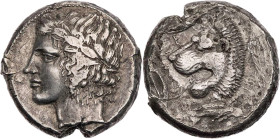 SIZILIEN LEONTINOI
 AR-Tetradrachme 430-425 v. Chr. Vs.: Kopf des Apollon mit Lorbeerkranz n. l., Rs.: Löwenkopf umgeben von drei Gerstenkörnern n. l...