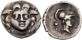 PISIDIEN SELGE
 AR-Obol 300-190 v. Chr. Vs.: Gorgoneion mit Flügeln (!) v. v., Rs.: Kopf der Athena mit korinthischem (!) Helm n. r., dahinter Astrag...