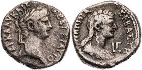 ÄGYPTEN ALEXANDRIA
Nero mit Agrippina minor, 54-59 n. Chr. BI-Tetradrachme 56/57 n. Chr. (= Jahr 3) Vs.: Kopf mit Lorbeerkranz n. r., Rs.: drapierte ...