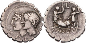 RÖMISCHE REPUBLIK
C. Sulpicius Galba, 106 v. Chr. AR-Denar (Serratus) Rom Vs.: D·P·P, Köpfe der Dei Penates gestaffelt n. l., Rs.: zwei Krieger mit L...