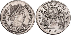 RÖMISCHE KAISERZEIT
Constans, 337-350 n. Chr. AR-Siliqua Ende 342 - Ende 343 n. Chr. Trier Vs.: FL IVL CONS-TANS P F AVG, gepanzerte und drapierte Bü...