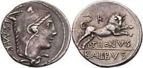 RÖMISCHE REPUBLIK
L. Thorius Balbus, 105 v. Chr. AR-Denar Rom Vs.: Kopf der Iuno Sospita mit Ziegenfell n. r., dahinter I·S·M·R, Rs.: Stier springt n...