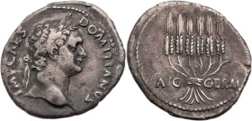 RÖMISCHE KAISERZEIT
Domitianus, 81-96 n. Chr. AR-Cistophor 95 n. Chr. Ephesus (oder Rom), für den Umlauf in Asia Vs.: IMP CAES DOMITIANVS, Kopf mit L...