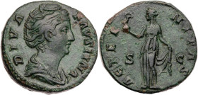 RÖMISCHE KAISERZEIT
Diva Faustina I., gest. 141 n. Chr. AE-As nach 141 n. Chr. Rom Vs.: DIVA FAVSTINA, drapierte Büste n. r., Rs.: AETER-NITAS, Aeter...