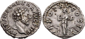 RÖMISCHE KAISERZEIT
Marcus Aurelius Caesar, 139-161 n. Chr. AR-Denar 160/161 n. Chr. Rom Vs.: AVRELIVS CAESAR AVG PII F, Büste mit drapierter linker ...