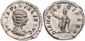 RÖMISCHE KAISERZEIT
Iulia Domna, Mutter des Caracalla, 211-217 n. Chr. AR-Denar 211-215 n. Chr. Rom Vs.: IVLIA PIA FELIX AVG, drapierte Büste n. r., ...