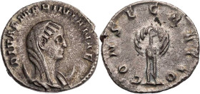 RÖMISCHE KAISERZEIT
Diva Mariniana, gest. vor 253 n. Chr., Gemahlin des Valerianus. AR-Antoninian 254-256 n. Chr. Rom Vs.: DIVAE MARINIANAE, drapiert...