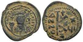 Byzantine bronze coin (8.07 Gr. 28mm)