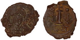 Justinian I. (527-565 AD) 10 Nummi. (18mm, 3,39g) Theoupolis. Obv: crowned bust facing. Rev: large I.