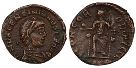 Valentinian II. (378-383 AD). Follis. (15mm, 2,68g) Constantinople. Obv: D N VALENTINIANVS P F AVG. pearl-diademed bust of Valentinian II. right. Rev:...