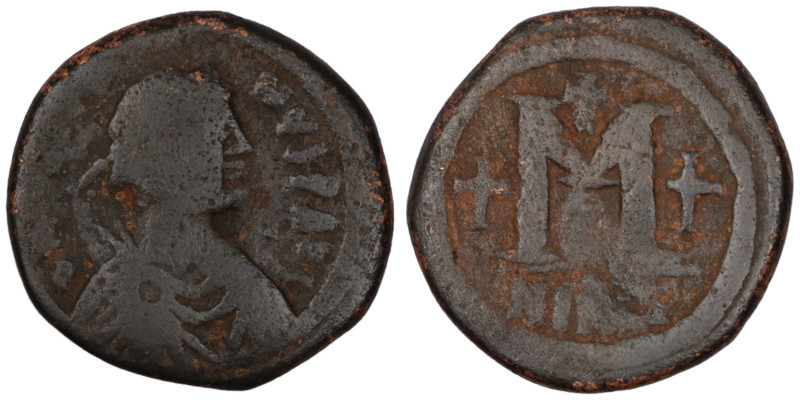 Justin I. (518-527 AD) Follis. (18mm, 2,99g) Nicomedia. Obv: D N IVSTINVS P P AV...