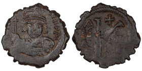 Justinian I. (527-565 AD) 1/2 Follis. (30mm, 17,16g) Nicomedia. Obv: crowned bust facing holding globus cruciger. Rev: ANNO K.