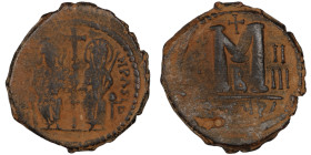 Justin II. and Sophia. (565-578 AD). Follis. (35mm, 15,40g) Theoupolis. Obv: Justin II. and Sophia enthroned facing. Rev: ANNO / M.