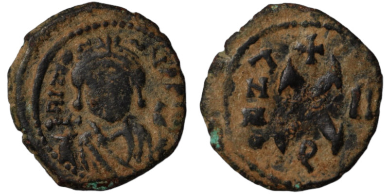 Maurice Tiberius. (582-602 AD). Decanummium. (19mm, 2,42g) Constantinople. Obv: ...