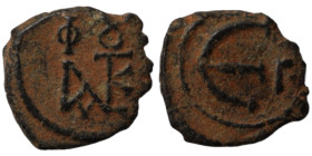 Justin II. (565-578 AD). Pentanummium. (14mm 1,75g). Constantinople. Obv: large E. Rev. monogram.