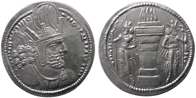 SASANIAN KINGS, Shapur I, AD. 240-272. AR Drachm (4.20 gm; 26 mm). Standard issu...