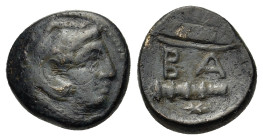 Kings of Macedon. Time of Alexander III 'the Great' (336-323 BC). Æ unit (16,7 mm, 6g). Uncertain Macedonian mint. Head of Herakles right, wearing lio...