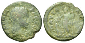 Geta (Caesar,198-209). Thrace, Pautalia. Æ (17mm, 2.35g). Bare-headed, draped and cuirassed bust r. R/ Dionysos standing facing, head l., holding kant...