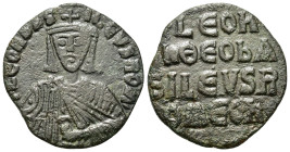 Leo VI (886-912). Æ 40 Nummi (23,2mm, 4.95g). Constantinople. Facing bust, wearing crown and chlamys, holding akakia. R/ Legend in four lines across f...