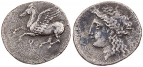 KORINTHIA KORINTH
 AR-Drachme (Trite) 350-300 v. Chr. Vs.: Pegasos fliegt n. l., darunter Koppa, Rs.: Kopf der Aphrodite mit langem Haar n. l., recht...