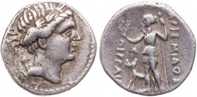 PAMPHYLIEN PERGE
 AR-Drachme nach 190 v. Chr. Vs.: Kopf der Artemis mit Köcher n. r., Rs.: Artemis steht mit Kranz und Szepter n. l., links Hirsch, i...