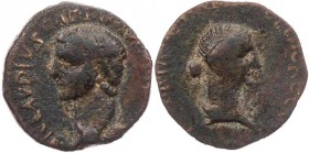 KRETA KNOSSOS
Claudius mit Messalina, 41-48 n. Chr. AE-Semis Duumviri Cytherus und Capito Vs.: TI CLAVDIVS CAESAR AVG [GERMANICVS], Kopf n. l., Rs.: ...