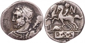 RÖMISCHE REPUBLIK
Ti. Quinctius, 112/111 v. Chr. AR-Denar Rom Vs.: Büste des Hercules mit Lorbeerkranz, Löwenfell und Keule von hinten gesehen n. l.,...