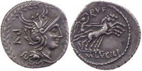 RÖMISCHE REPUBLIK
M. Lucilius Rufus, 101 v. Chr. AR-Denar Rom Vs.: Kopf der Roma mit geflügeltem Helm n. r., dahinter PV, alles in Lorbeerkranz, Rs.:...