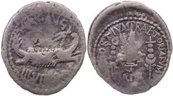 IMPERATORISCHE PRÄGUNGEN
Marcus Antonius, gest. 30 v. Chr. AR-Denar 32/31 v. Chr. mobile Heeresmzst. in Griechenland (Patras?) Vs.: ANT·AVG / III·VIR...