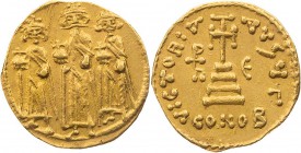 BYZANZ
Heraclius II., 641-642 AV-Solidus Constantinopolis, 3. Offizin Vs.: Heraclius I., Heraclius Constantinus und Heraclonas (Heraclius II.) stehen...