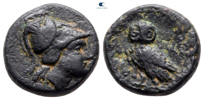 Attica. Athens circa 307-300 BC. 
Bronze Æ

15 mm, 3,91 g



Very Fine