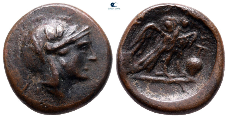 Attica. Athens circa 224-198 BC. 
Bronze Æ

19 mm, 5,27 g



Very Fine