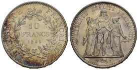 FRANCIA. 10 Francs 1967. Ag. Patinata. qFDC
