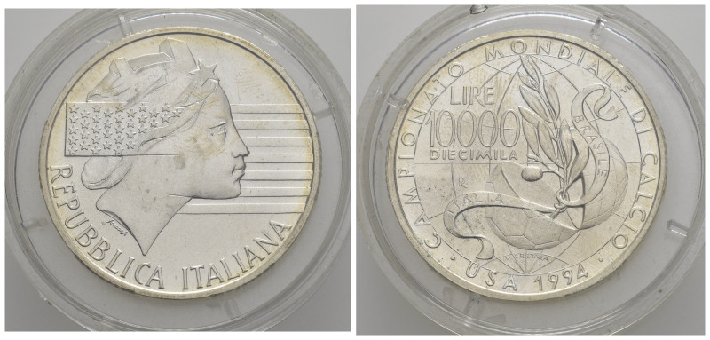 Repubblica Italiana. 10000 lire 1994 Mondiali di Calcio Usa '94. Ag. FDC