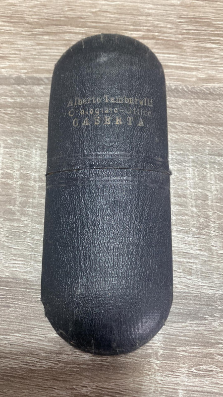 Portaocchiali d'epoca in cartone pressato e rivestito, firmato Alberto Tamburell...