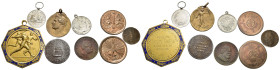 MEDAGLIE ITALIANE. Lotto composto da medaglie, moneta e gettone. Medaglia di Umberto I e Giuseppe Garibaldi. Medaglia con appiccagnolo di Vittorio Ema...