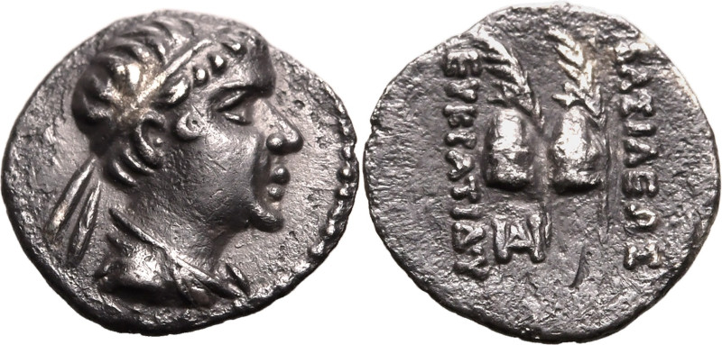 ANCIENT GREECE. GRECO-BAKTRIAN KINGDOM. Eukratides I 'the Great'. 
Silver obol,...