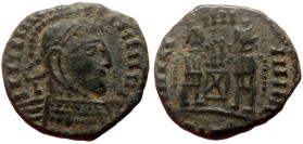 Contemporary barbaric imitation. Uncertain mint, Constantine I (307/310-337) AE Follis (Bronze, 17mm, 3.16g) ca 318-319 or later. 
Obv: IIIII IIII III...