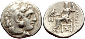 Kings of Macedon, Alexander III 'the Great' (336-323 BC) AR Drachm, Kolophon.
Obv: Head of Herakles right, wearing lion skin.
Rev: AΛΕΞΑΝΔΡOY, Zeus se...