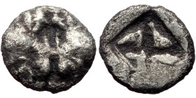 Lesbos, Uncertain Bl Diobol (Billon, 1.62g, 12mm), ca 500-450 BC.
Obv: [ΛΕΣ], Confronted boars' heads.
Rev: Quadripartite incuse square.
Ref: SNG Cope...