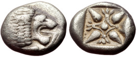 Very rare and by far the most beautifull specimen*
Ionia, Miletos AR Diobol (Silver, 9mm, 1.00g) Late 6th-early 5th century BC. 
Obv: Forepart of lion...