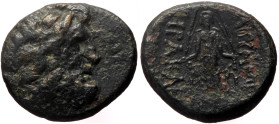 Phrygia, Apameia AE (Bronze, 6.97g, 20mm) ca 88-40 BC. Heraklei-, and Eglo-, magistrates. 
Obv: Laureate head of Zeus to right 
Rev: Cult statue of Ar...