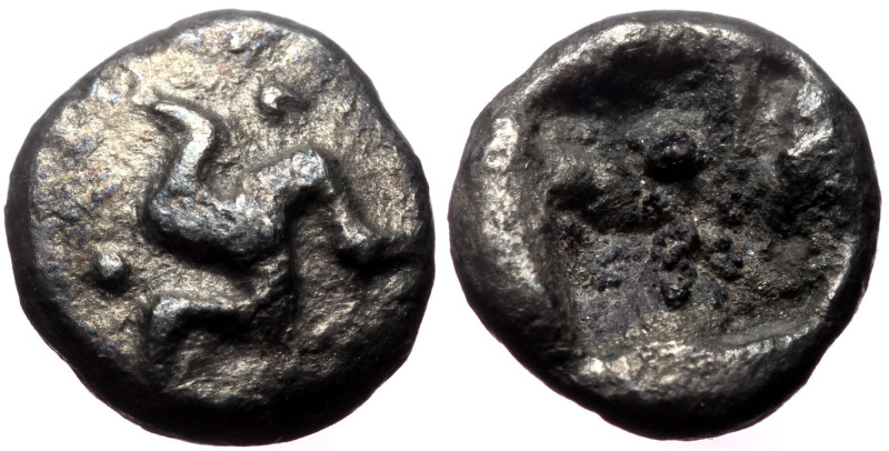 Pamphylia, Aspendos AR Hemiobol, (Silver, 0.73 g 9mm) 5th century BC.
Obv:Triske...